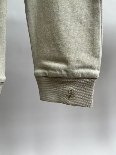 logo on leggings